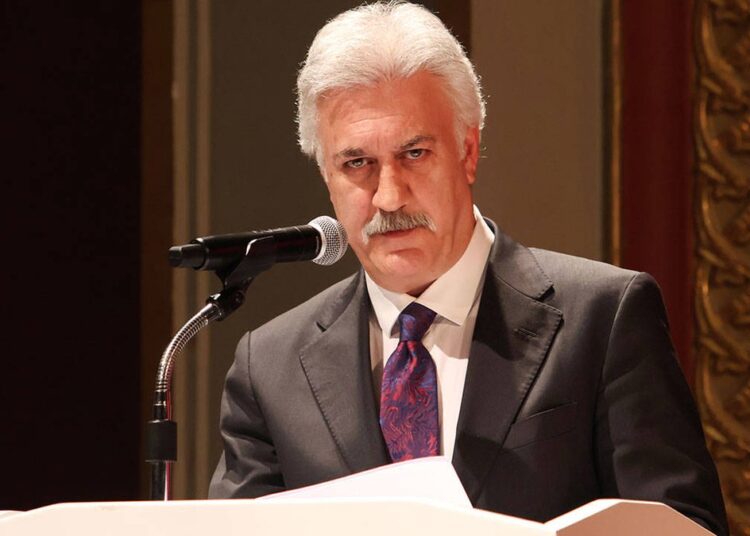 Tamer Karadağlı’nın 'Lale Devri': Devlet Tiyatroları’nın yolluk gideri katlandı 1 Sanatçı Filiz Alacacı’dan Tamer Karadağlı hakkında suç duyurusu: Beni rehin aldı