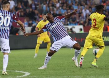 Trabzonspor 90+8’de 1 puanı kurtardı