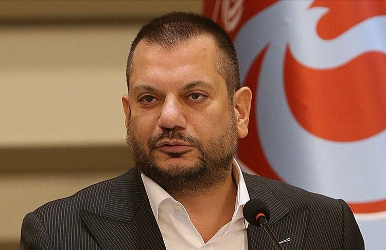 Kamil Aslan yazdı l Formsuz transferi Başkan Ertuğrul Doğan’ın yakını mı yaptı? 1 Kamil Aslan yazdı l Formsuz transferi Başkan Ertuğrul Doğan’ın yakını mı yaptı?