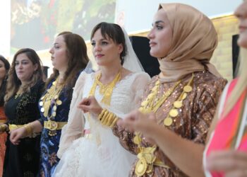 Ukraynalı doktor Nadiia, Hakkari’ye gelin geldi