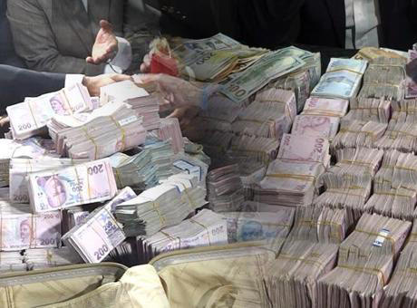 Bu paralar Van’daki aşiret düğününde toplandı; tam 15 milyon TL 1 Bu paralar Van’daki aşiret düğününde toplandı; tam 15 milyon TL