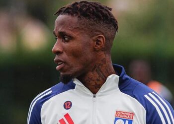 Lyon’da Wilfried Zaha depremi: Kadroya alınmadı!