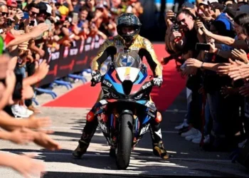 Toprak Razgatlıoğlu, ikinci kez Dünya Şampiyonu oldu