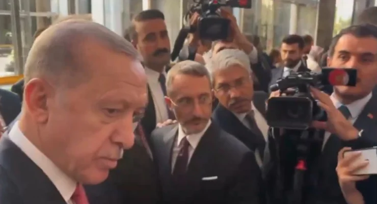 Erdoğan, gazetecinin sorusunu A Haber muhabirine cevaplattı: Rüya cevabı verdi 1 Erdoğan, gazetecinin sorusunu A Haber muhabirine cevaplattı: Rüya cevabı verdi