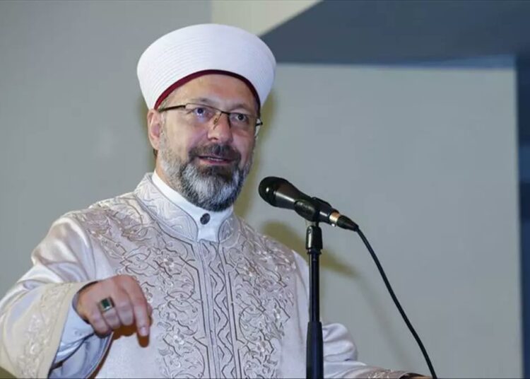 Ali Erbaş'ın emekli maaşı ve ikramiyesi arttı: Ne kadar alacak? 1 Ali Erbaş’ın emekli maaşı ve ikramiyesi arttı: Ne kadar alacak?