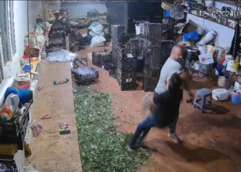 Tek yumrukla komalık etmişti: Çiçekçiden acı haber geldi