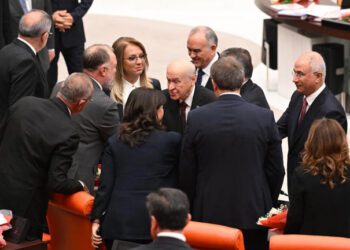 Yıldıray Oğur: Bahçeli, muhtemelen MİT’in yürüttüğü bir müzakere sürecinin yüzü oldu
