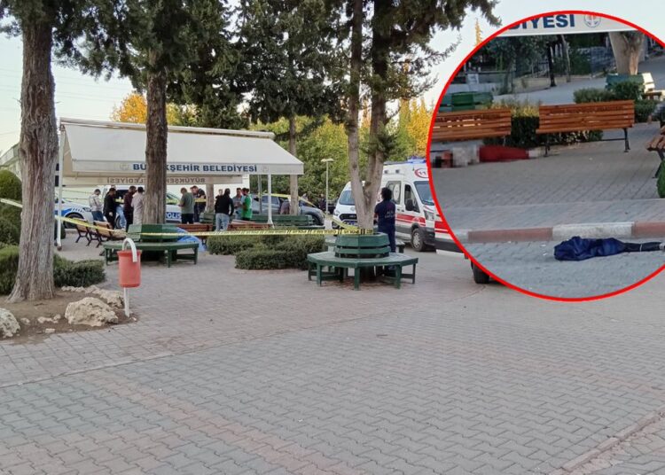 Mezarlıkta saldırıya uğrayan anne ve 2 kızı öldü 1 Mezarlıkta saldırıya uğrayan anne ve 2 kızı öldü