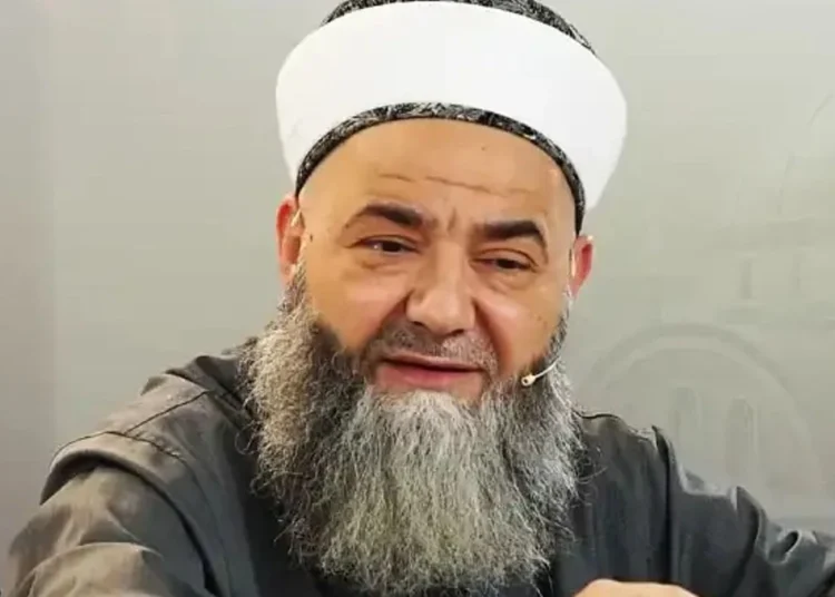 Cübbeli Ahmet: Mermilerinizi boşa harcamayın, iç ve dış savaş ihtimali var!