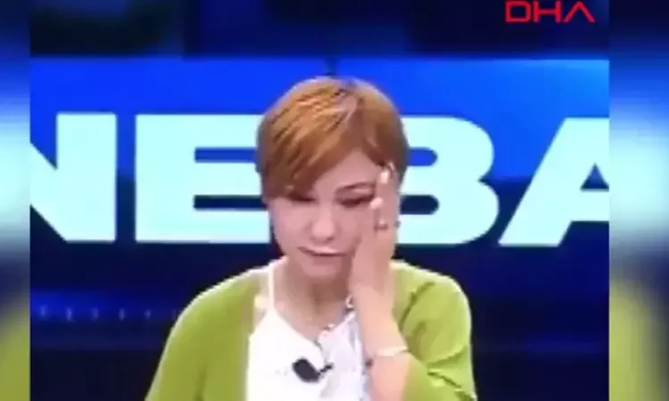 5.9 büyüklüğündeki deprem canlı yayına böyle yansıdı 1 5.9 büyüklüğündeki deprem canlı yayına böyle yansıdı