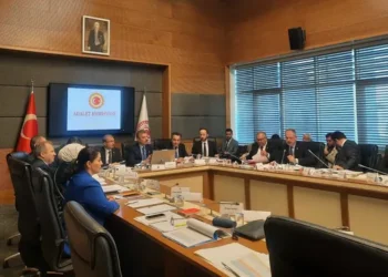‘Etki ajanlığı’ teklifi komisyondan geçti