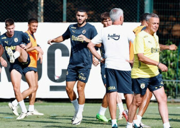 Mourinho, 2 oyuncunun biletini kesti: Listede sezonun flaş transferi de var