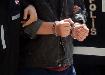 Minibüs tacizcisi yakalandı: 26 suç kaydı çıktı