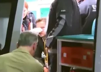 Beşiktaş Başkanı Hasan Arat’ın şoförü, GS’li muhabirin burnunu kırdı