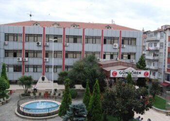 AK Partili belediye vergi borcunu cami, sağlık merkezi ve millet bahçesi satarak ödedi