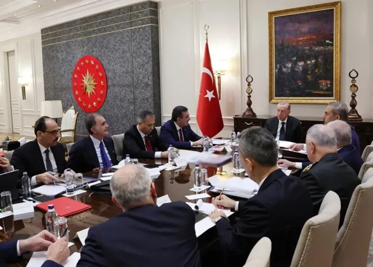 Erdoğan başkanlığında güvenlik toplantısı yapıldı 1 Erdoğan başkanlığında güvenlik toplantısı yapıldı