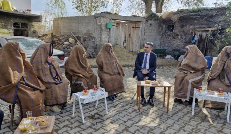Erzurum Valiliği’nin ‘ihramlı kadınlar’ paylaşımı tartışma oluşturdu