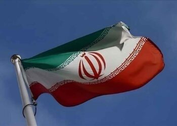 İran, savunma bütçesini yüzde 200 artırıyor