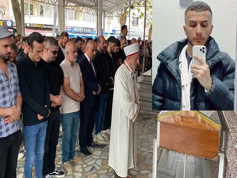 Yolcu midibüsünde husumetlisinin boğazını kesti