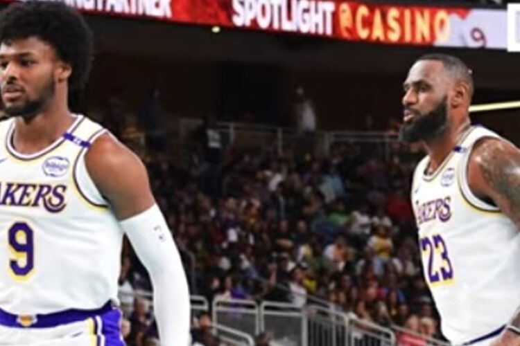 NBA tarihinde bir ilk: LeBron James, oğlu ile aynı takımda oynadı 1 NBA tarihinde bir ilk: LeBron James, oğlu ile aynı takımda oynadı