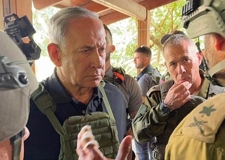 Başsavcılıktan 'Soykırım' soruşturması: Netanyahu dahil 37 İsrailli yetkili hakkında yakalama kararı 1 İsrailli 130 askerden Netanyahu’ya mektup: ‘Kırmızı çizgi çoktan aşıldı’
