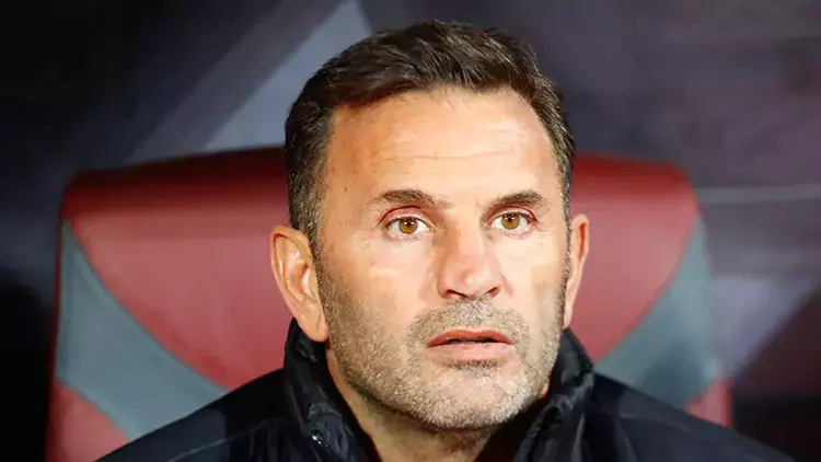 Galatasaray Teknik Direktörü Okan Buruk acil ameliyat edildi! 1 Galatasaray Teknik Direktörü Okan Buruk acil ameliyat edildi!
