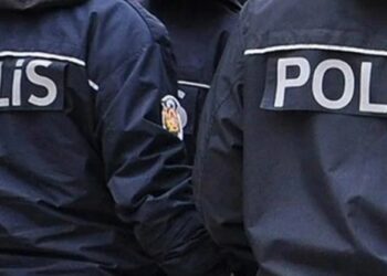 Havalimanı’nda görev başındaki polis, beylik tabancasıyla intihar etti