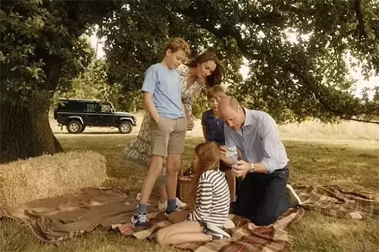 Prenses Kate kanseri yendi, işinin başına döndü 7 Prenses Kate kanseri yendi, işinin başına döndü