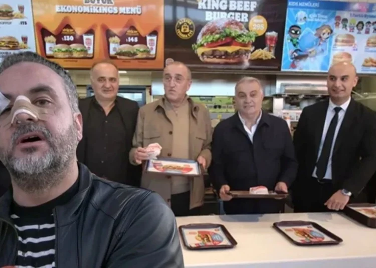 Rize’de Burger King açılışına AK Parti'den destek, protestocuya dayak 1 Rize’de Burger King açılışına AK Parti’den destek, protestocuya dayak