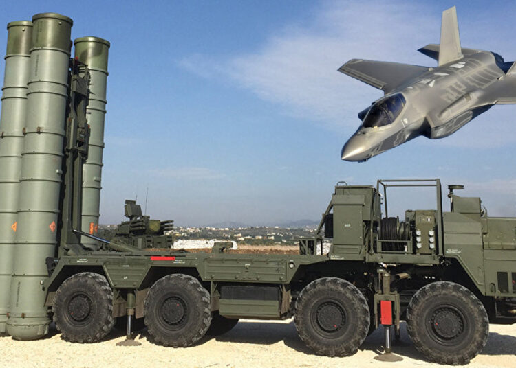 Lavrov: Türkiye S-400’leri başka bir ülkeye satamaz