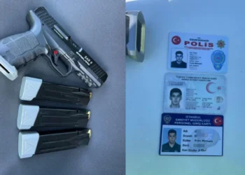 Sahte polis ve MİT kimliği taşıyan şüpheli köprüde yakalandı 4 Sahte polis ve MİT kimliği taşıyan şüpheli köprüde yakalandı