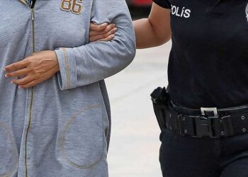 22 yıl kesinleşmiş cezası olan kadın, polis çevirmesinde yakalandı
