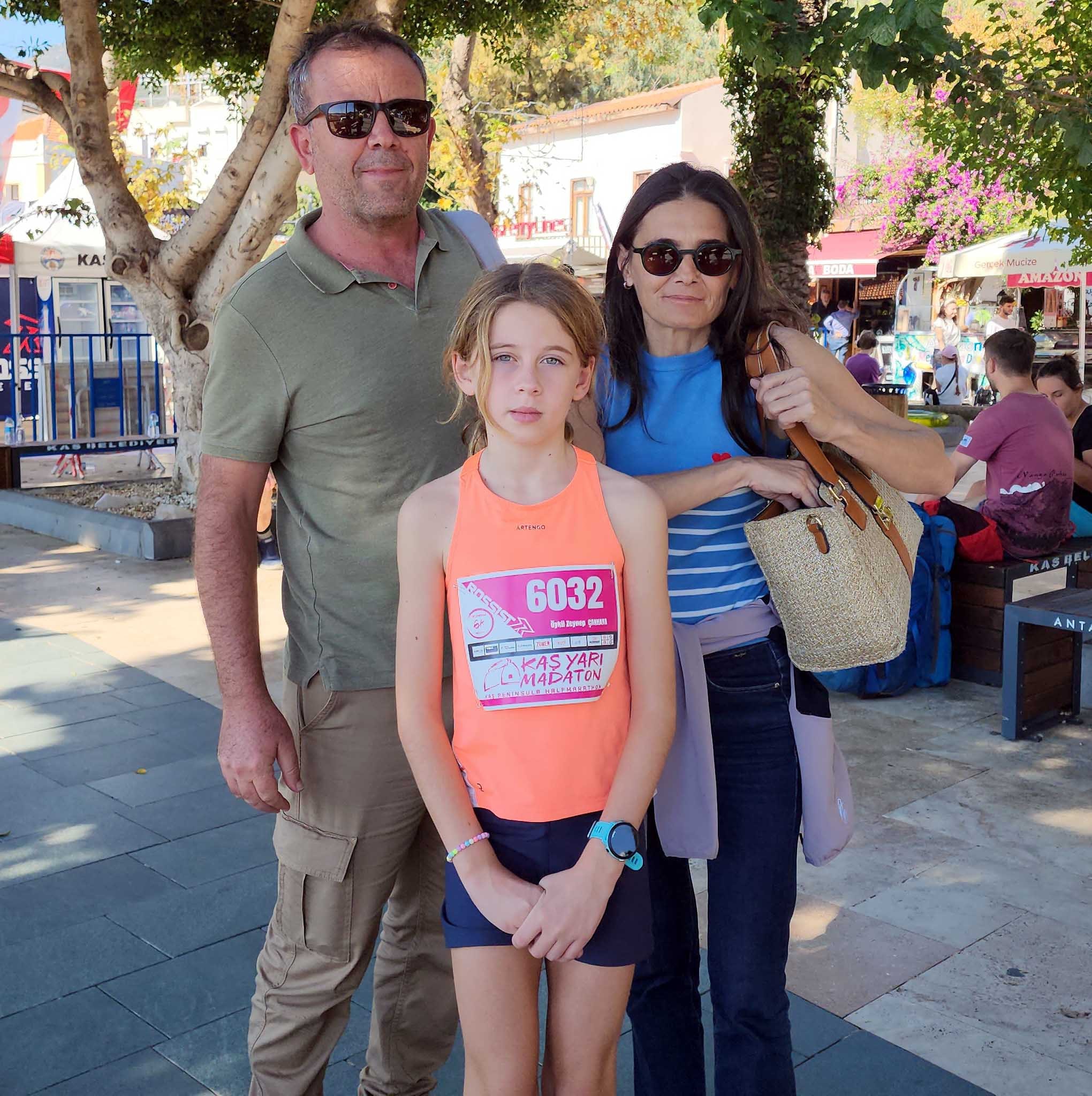 Atletizm yarışında rezalet! Yaşı küçük diye madalyası verilmedi