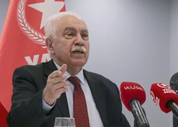 Doğu Perinçek aracı oldu: Galatasaray, Beşiktaş ve Fenerbahçe için Çin’den sponsor buldu