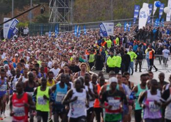 46’ncı İstanbul Maratonu koşuldu: Erkeklerde Etiyopyalı, kadınlarda Bahreynli yarışmacı birinci oldu