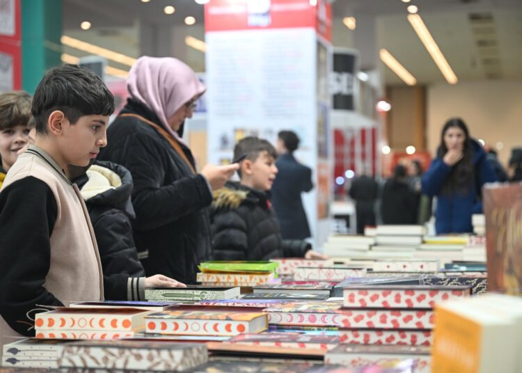 21. Ankara Kitap Fuarı kapılarını açtı 1 21. Ankara Kitap Fuarı kapılarını açtı