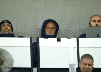 İngiliz basınından iddia: Mourinho, aracıları üzerinden Newcastle ile görüştü