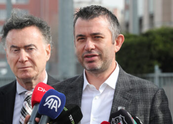 Beşiktaş’ta yaprak dökümü! Asbaşkan Onur Göçmez istifa etti