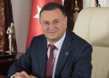 CHP, eski Hatay Belediye Başkanı Lütfü Savaş’ı ‘kesin ihraç’ istemiyle disipline sevk etti