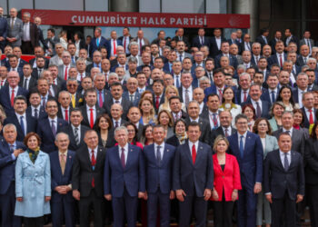 CHP, belediye konserlerine standart getirecek 6 CHP, belediye konserlerine standart getirecek