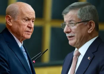 Ahmet Davutoğlu, Devlet Bahçeli'nin Abdullah Öcalan çağrısına destek verdi 2 Ahmet Davutoğlu, Devlet Bahçeli’nin Abdullah Öcalan çağrısına destek verdi