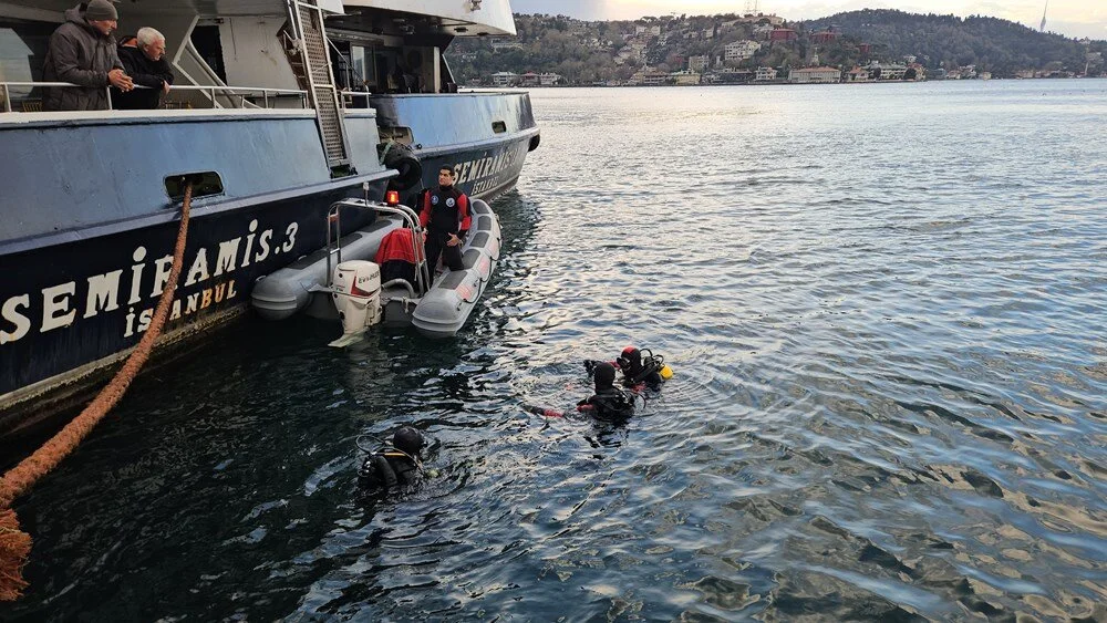 Aşiyan'da denizde kaybolan iki kişi abla-kardeş çıktı 6 Aşiyan'da denizde kaybolan iki kişi abla-kardeş çıktı