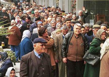 Emekliler açlık sınırında! İş arayandan geçilmiyor