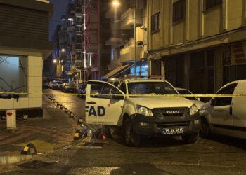 Binada yapılan haşere ilaçlaması bir yaşındaki bebeği öldürdü, apartman sakinlerini zehirledi