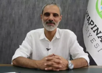 Kayapınar’ın DEM Partili Belediye Başkanı Cengiz Dündar gözaltında