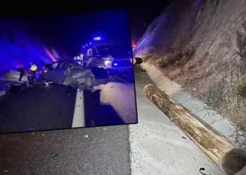 TIR’dan otoyola düşen tomruklar 5 aracı biçti: 1 ölü 9 yaralı