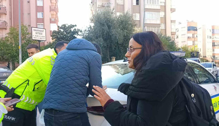 Kaza yapıp panikle kaçtı, geri dönünce ilk sorusu diğer sürücünün sağlık durumu oldu 1 Kaza yapıp panikle kaçtı, geri dönünce ilk sorusu diğer sürücünün sağlık durumu oldu