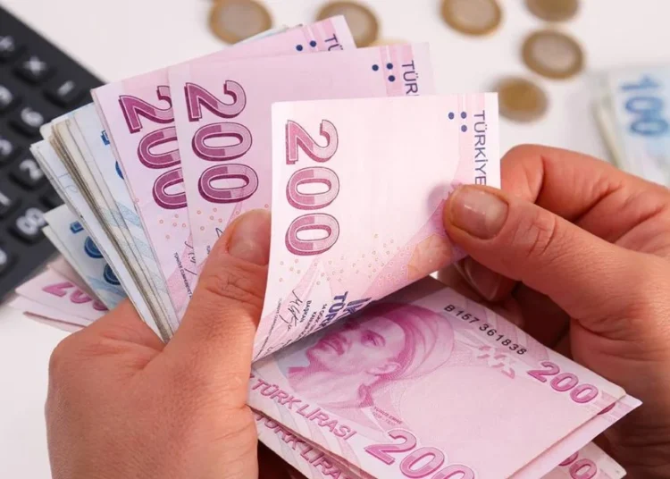 TÜİK’in enflasyon rakamına göre emeklinin 4 aylık maaş zammı yüzde 12