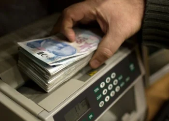 AKP hükümeti, trilyonlarca liralık faiz ödemesi yapacak