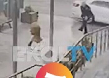 Polis, tartıştığı polis arkadaşını bacağından vurdu